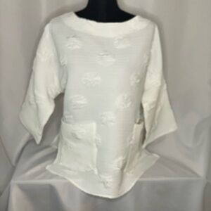 Women large polyester spandex white on white circles blouse short selves pockets